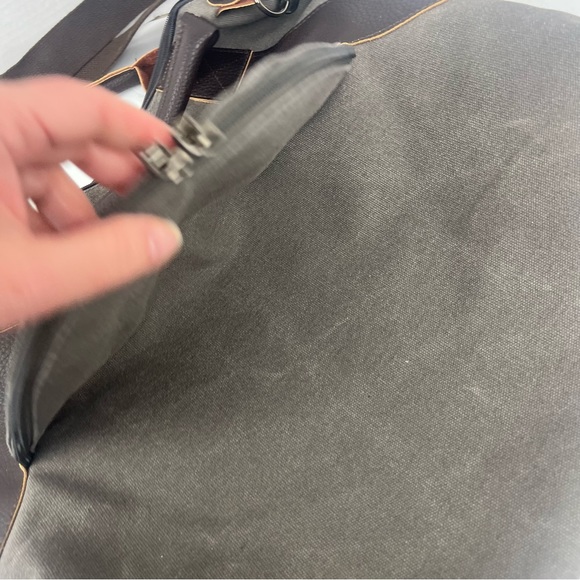 Grace Callie designs GENOVA bag in army green canvas w/leather trim-EUC - Picture 8 of 16